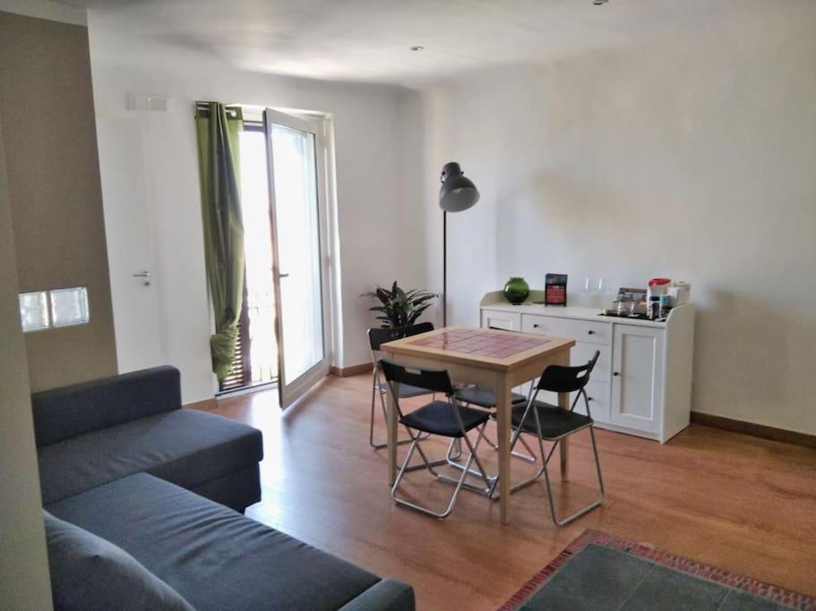 Ferienwohnung A Flat With A View In The Heart Of The Old Town Bari Exterior foto